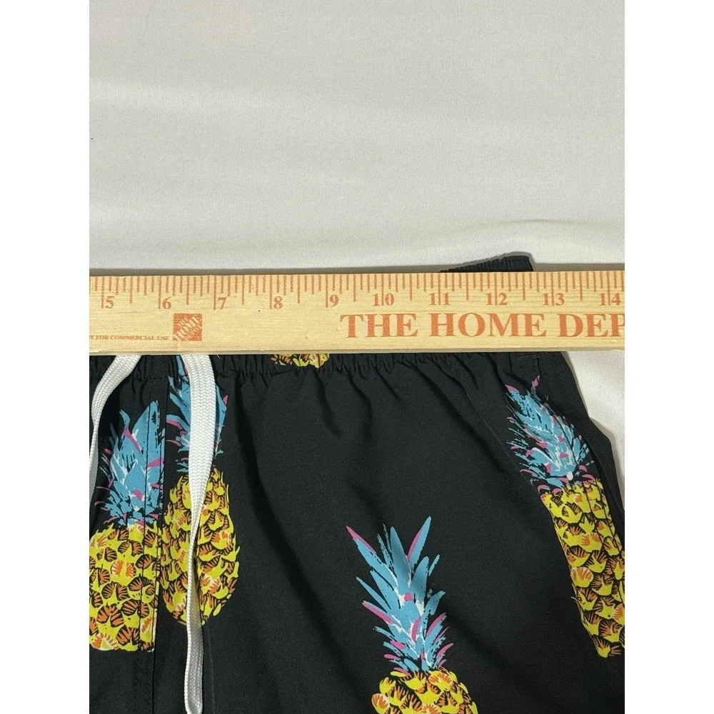 Chubbies Pineapple Black Swim Trunks Shorts Men's Small 5.5